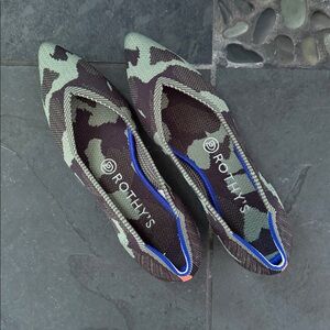 Rothy's Green and Brown Camouflage Flats